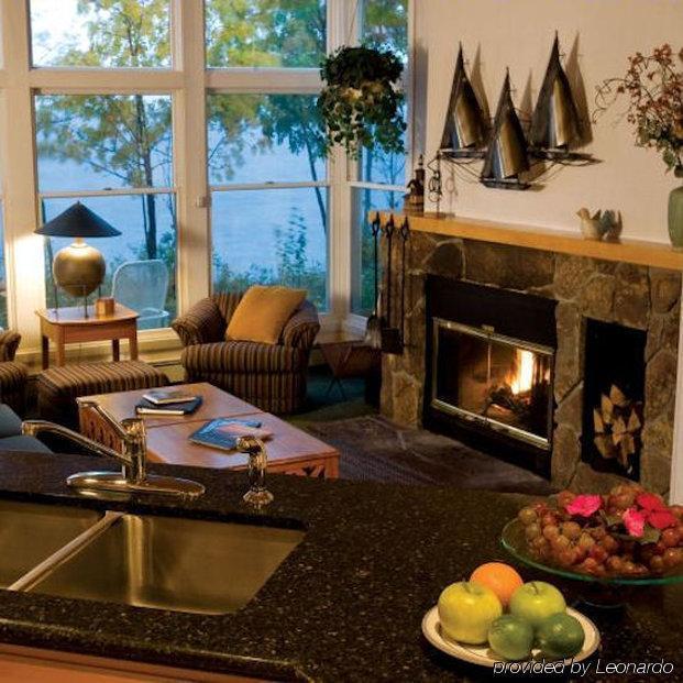 Bluefin Bay On Lake Superior Tofte Rom bilde